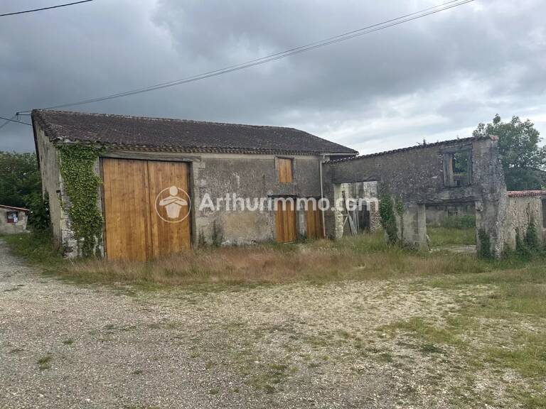 Grange de 93 m² à restaurer, proche NEUVIC et ST ASTIER — photo 1