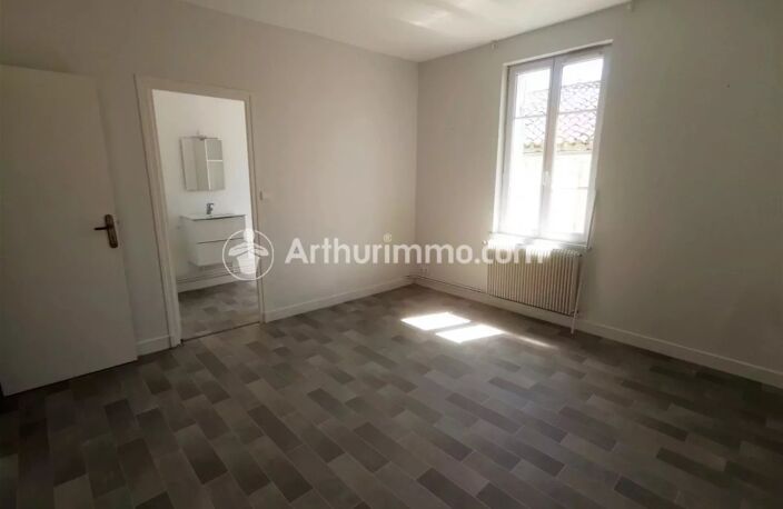 Bien vendu : Appartement 98 m² Saint-Astier (24110) — photo 4
