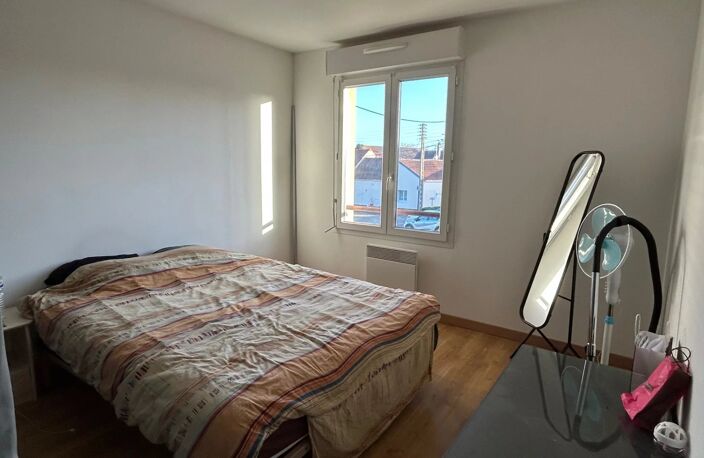 A Vendre T2 à LUISANT avec garage. — photo 4