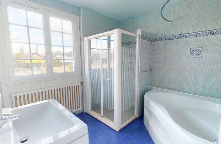 A VENDRE Maison 5 pièces COURVILLE SUR EURE — photo 5