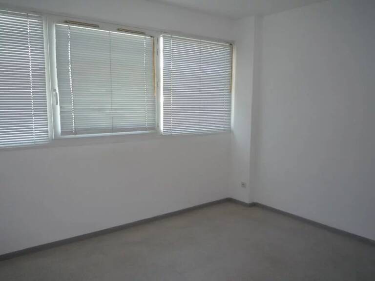 Idéal  investisseur,  dans résidence étudiante sécurisée avec ascenseur,au 2eme étage, studio de 19 ... — photo 1