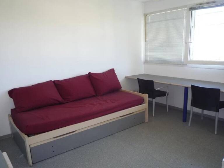 Idéal  investisseur,  dans résidence étudiante sécurisée avec ascenseur,
au 3ème étage, studio de 19 ... — photo 1