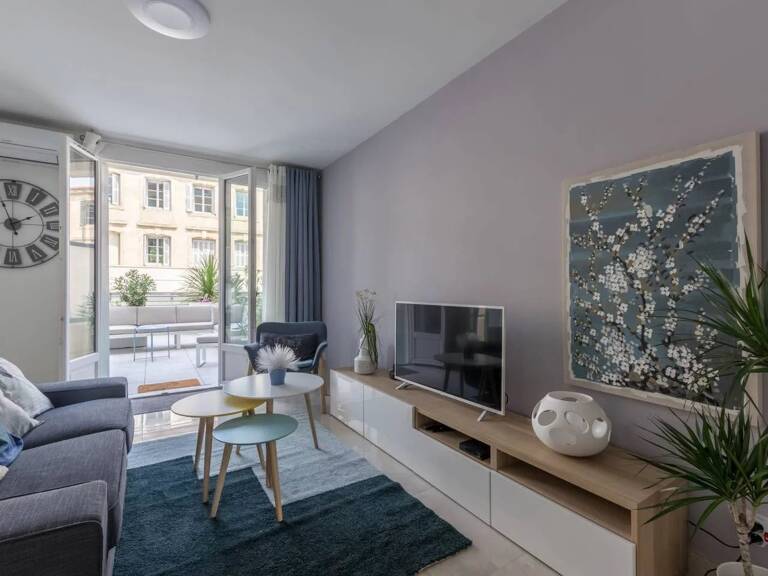 Superbe T3 traversant avec terrasse de 32 m²  RONDELET - CLEMENCEAU — photo 1