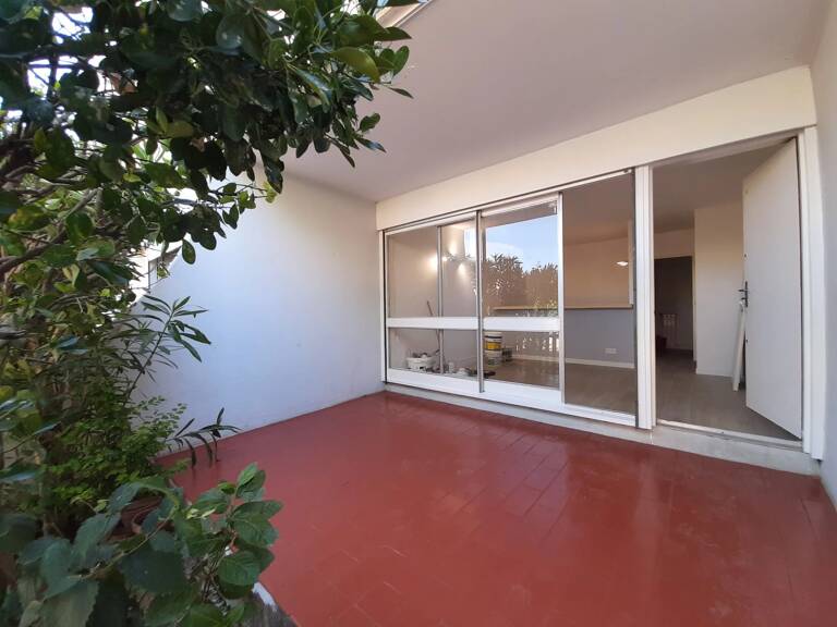 Charmant studio 24 m² avec loggia, jardinet et parking — photo 1