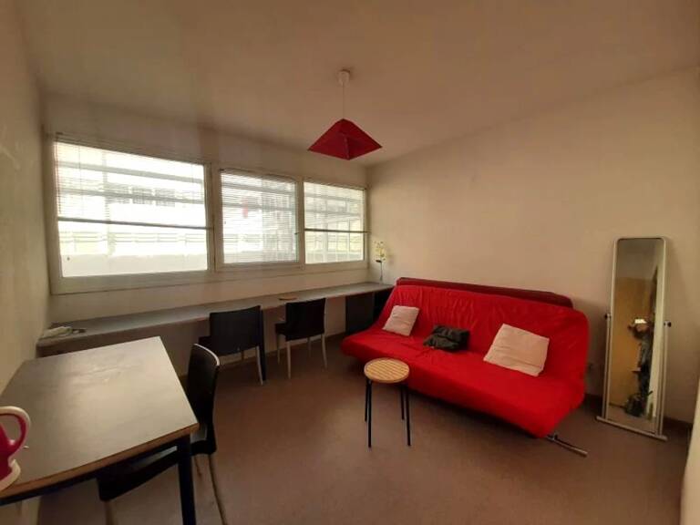 Studio 72 000  avec parking Rés. Etudiante - LES ARCEAUX - — photo 1