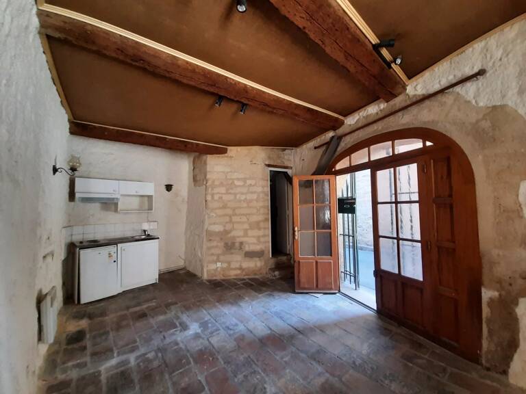 SOUS COMPROMIS !! STUDIO ECUSSON  A RENOVER 70 000  — photo 1