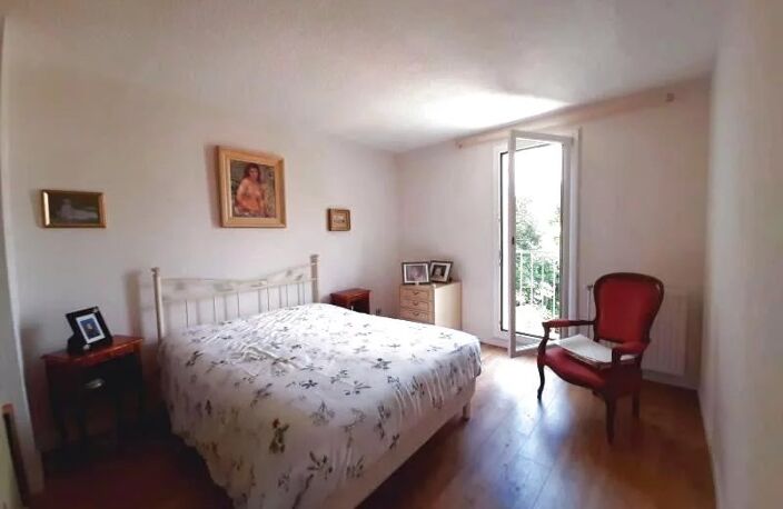 Maison 3 chambres avec 2 terrasses, jardin et garage au calme — photo 5