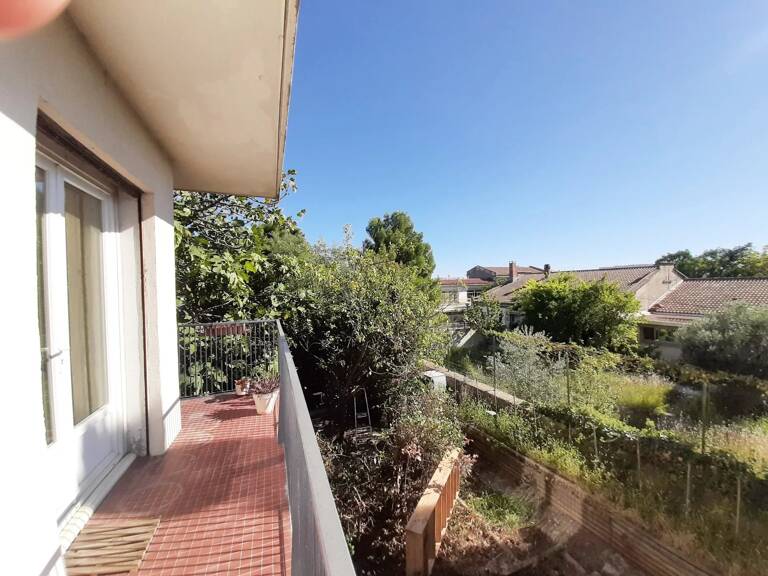 APPARTEMENT T5  avec jardin de 300 m²  CITE MION — photo 1