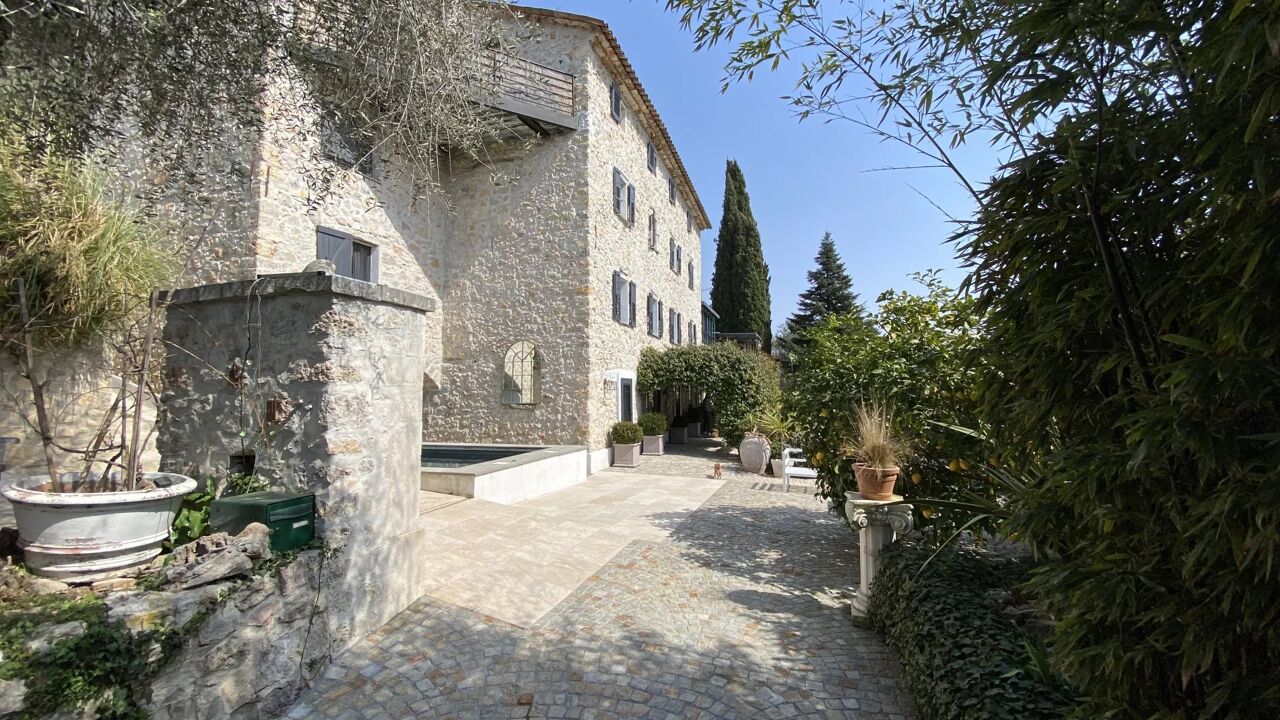 maison 12 pièces 460 m2 à vendre à Grasse (06130)