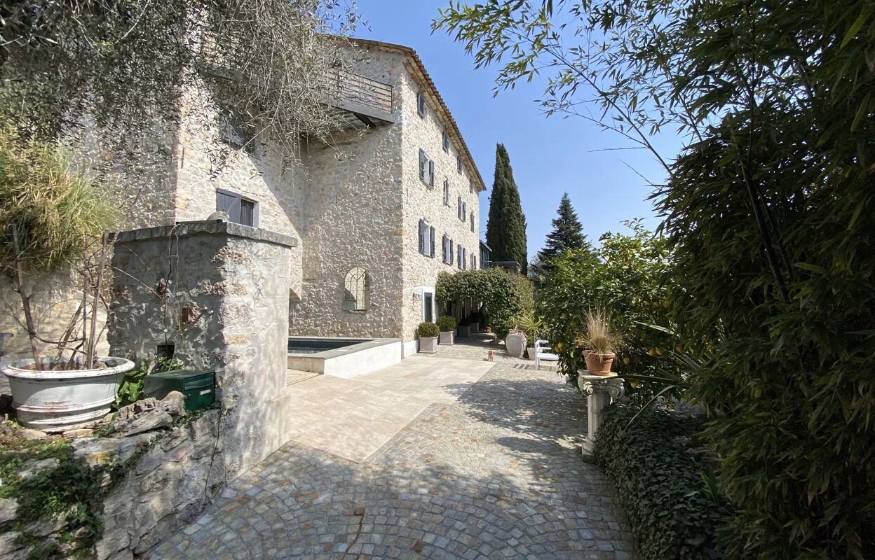 maison 12 pièces 460 m2 à vendre à Grasse (06130)