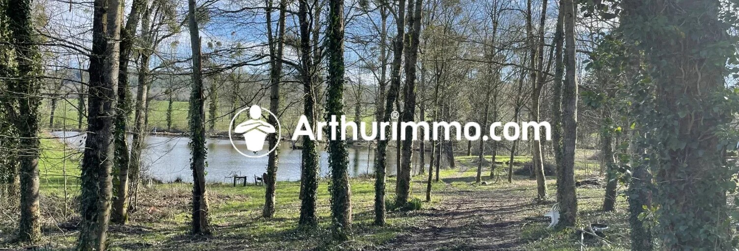 Terrain  21900 m² à vendre à Pré-en-Pail-Saint-Samson (53140)