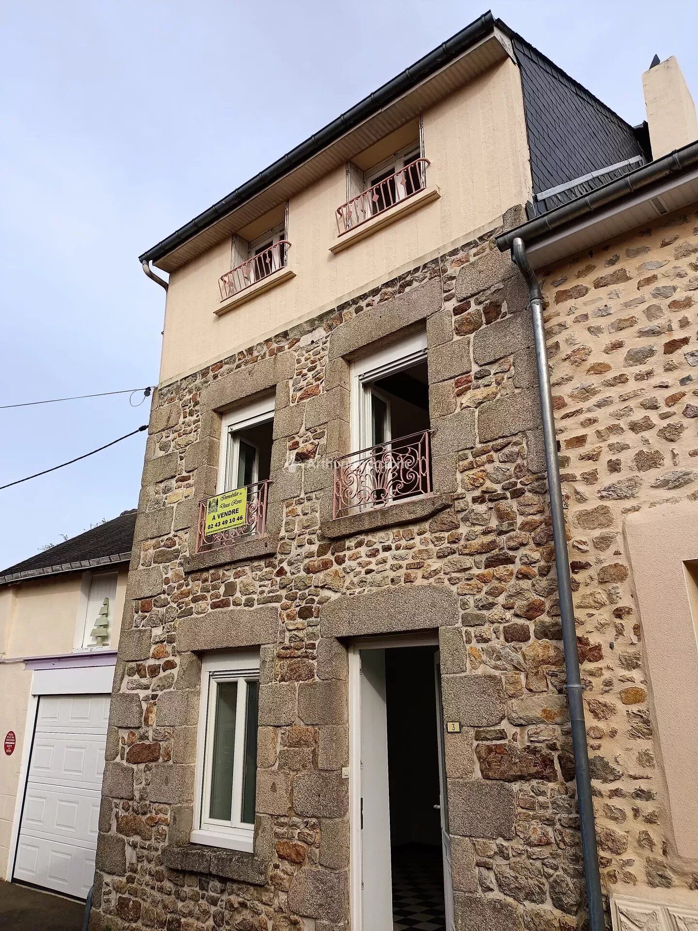 Vente Maison de village 85 m² à Villaines-la-Juhel 69 500 €