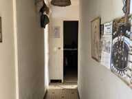 PRE EN PAIL - MAISON PAVILLON - ANNEE 70 - TYPE T3 - 2 CHAMBRES - 71 M² - TERRAIN DE 26000 M² — photo 4
