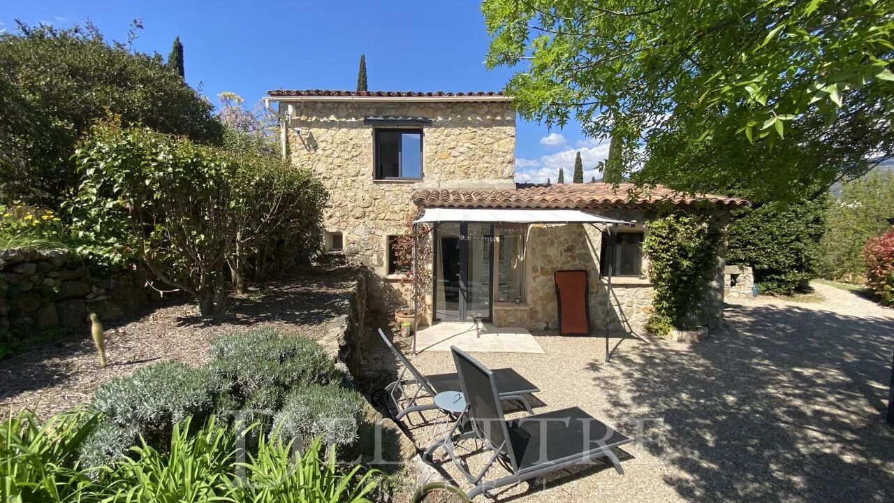 maison 4 pièces 2900 m2 à vendre à Châteauneuf-Grasse (06740)