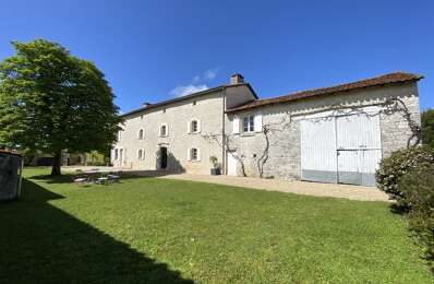 maison 7 pièces 230 m2 à vendre à Saint-Angeau (16230)
