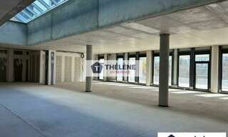 Commerce  300 m² à louer à Mauguio (34130)