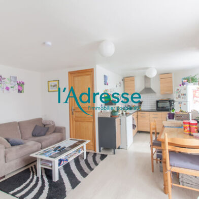 Immeuble  496375 €