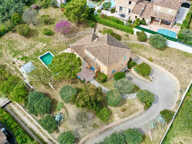 VUE ET TERRAIN A COUPER LE SOUFFLE POUR CETTE VILLA — photo 2