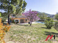 VUE ET TERRAIN A COUPER LE SOUFFLE POUR CETTE VILLA — photo 4