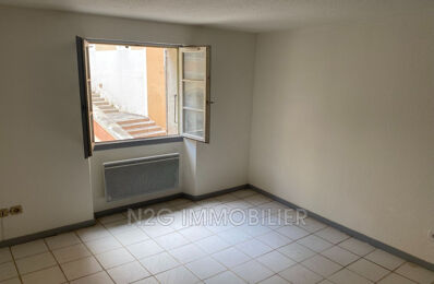 vente appartement 72 000 € à proximité de Saint-Paul-en-Forêt (83440)