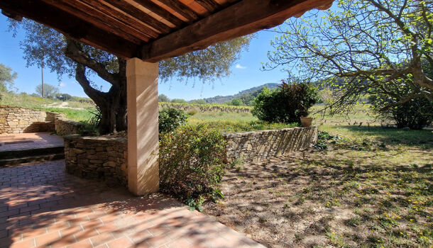 Villa / Maison 7 pièces  à vendre Saint-Cyr-sur-Mer 83270