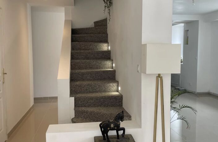MAISON SAINT MICHEL — photo 3