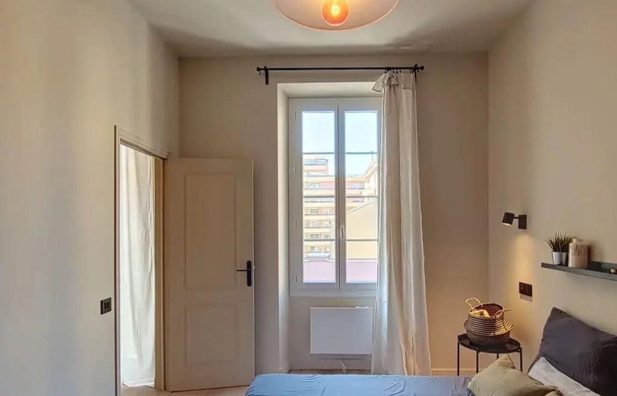 appartement 3 pièces 40 m2 à Nice (06000)