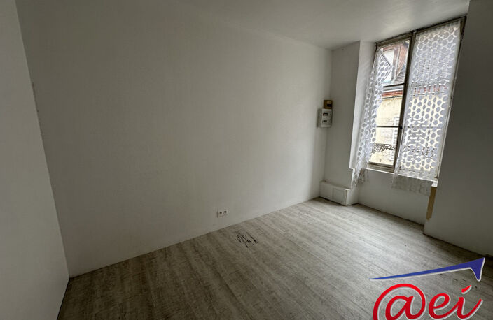 Immeuble de 3 appartements + 2 locaux commerciaux — photo 4