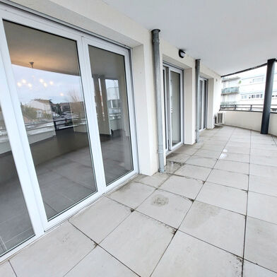 Appartement 4 pièces 230000 €