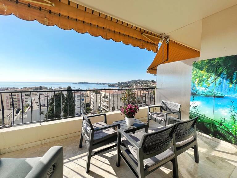 EXCEPTIONNEL APPARTEMENT VUE PANORAMIQUE MER — photo 1