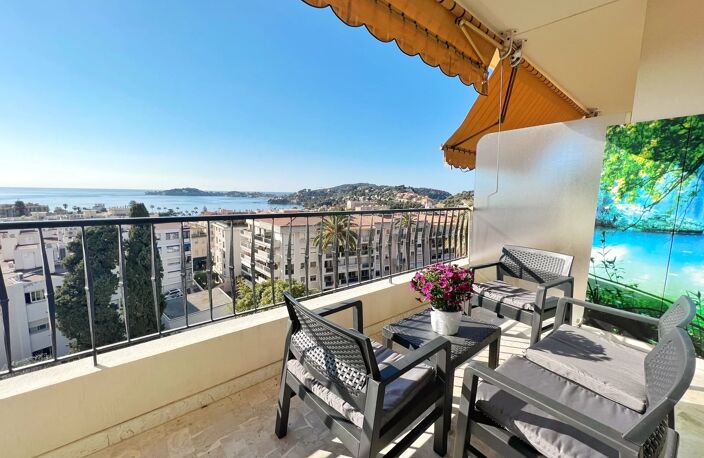 EXCEPTIONNEL APPARTEMENT VUE PANORAMIQUE MER — photo 2