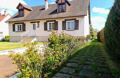 vente maison 299 000 € à proximité de Traînou (45470)