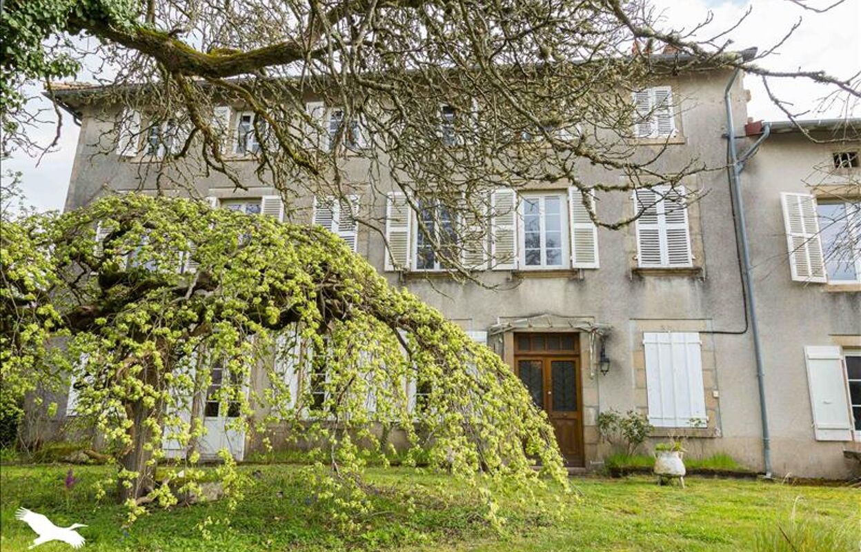 maison 9 pièces 247 m2 à vendre à Bourganeuf (23400)