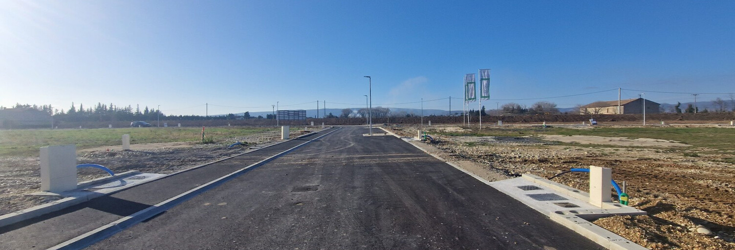 Terrain  590 m² à vendre à Pierrelatte (26700)