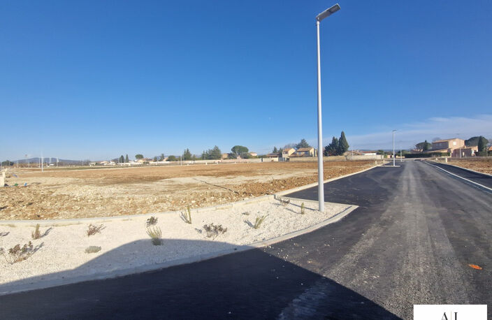 PARCELLE A BATIR DE 590 m² — photo 3