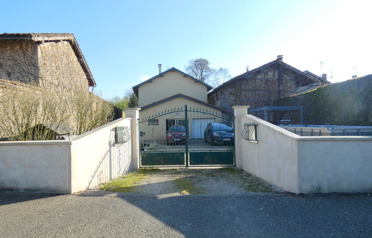 maison 5 pièces 128 m2 à vendre à Montrevel-en-Bresse (01340)
