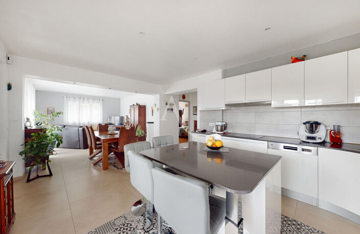 A vendre Maison Paulhan 34230, 231M2 sur un terrai — photo 2