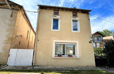 Maison de village 180m² avec grange aménagée, garage, piscine et jardin — photo du bien