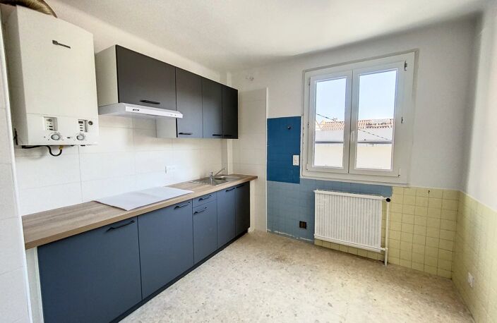 PERPIGNAN - APPARTEMENT T4 AVEC GARAGE — photo 2