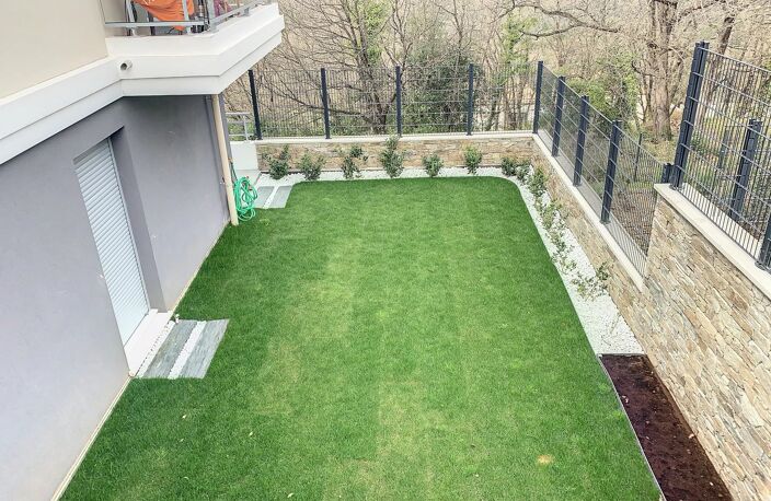 Grasse sud beau 2 pièces à vendre — photo 2