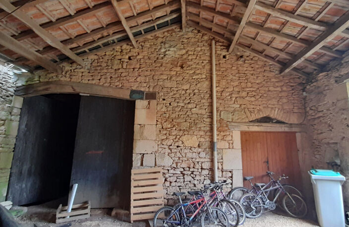 Corps de ferme en pierre — photo 5