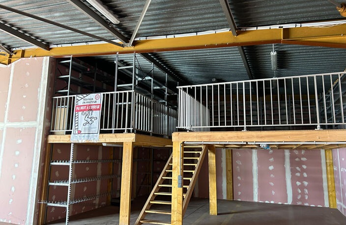 Local d'activité Saint Leonard 135 m2 — photo 3