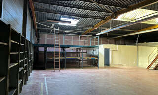 Commerce  310 m² à louer à Saint-Léonard (76400)