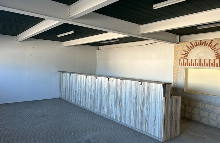 Local d'activité  310 m2 — photo 3