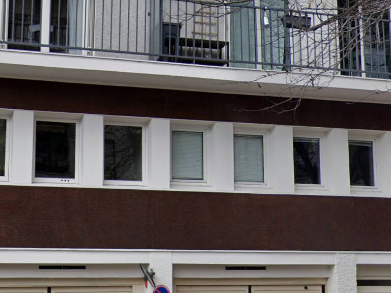 Location à Issy-Les-Moulineaux: BUREAUX-63 m2 — photo 1