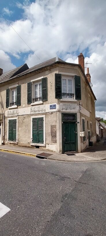 Maison de ville de 150 m2, jardinet clos