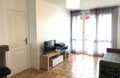location appartement 710 € CC /mois à proximité de Arros-de-Nay (64800)
