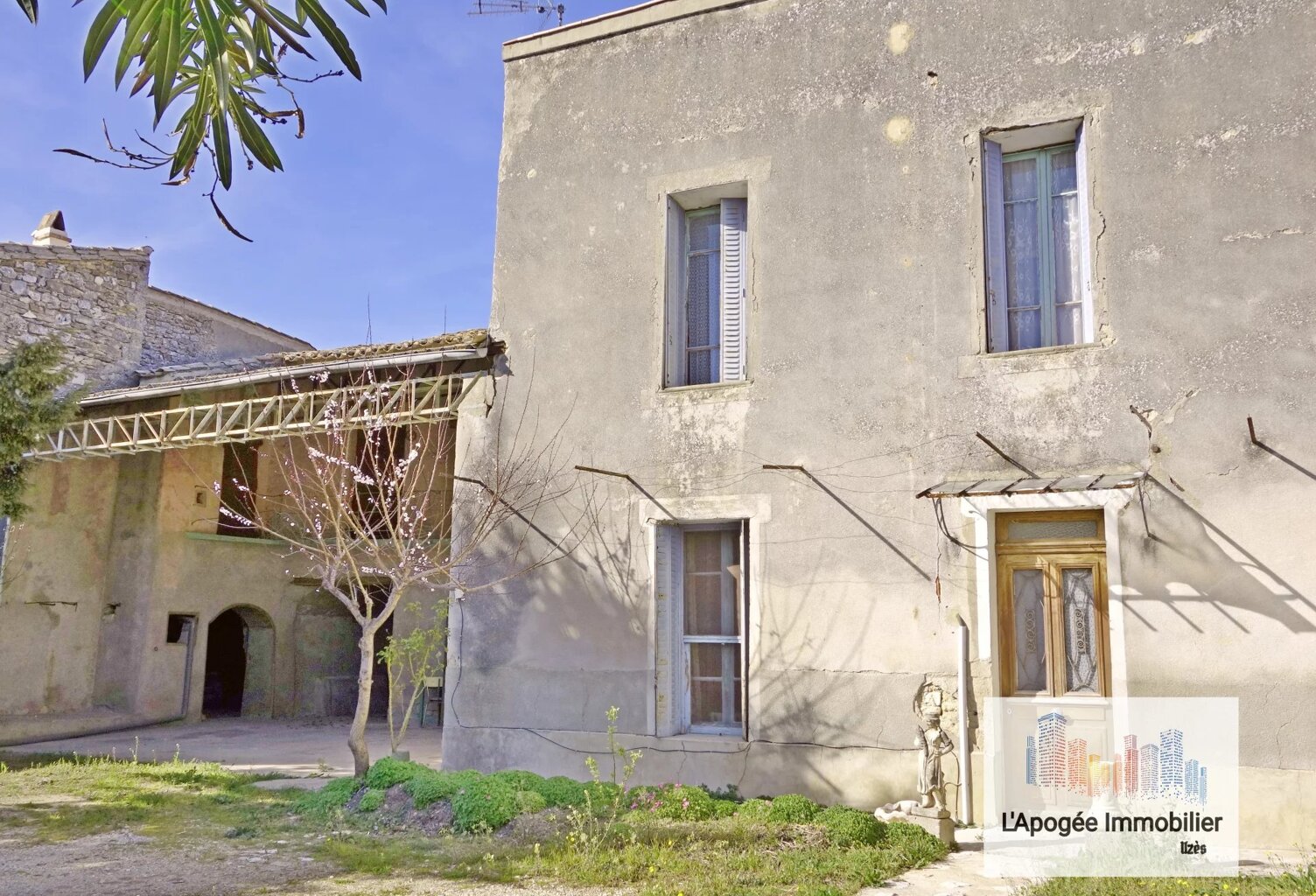 Maison de village avec gros potentiel de rénovation — photo 1