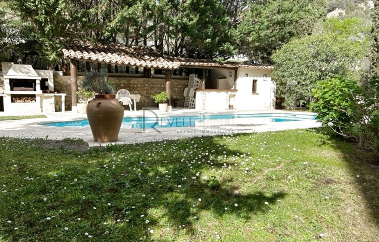 maison 7 pièces 186 m2 à vendre à Saint-Martin-du-Var (06670)