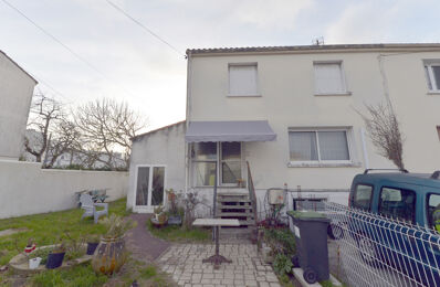 vente maison 370 894 € à proximité de Saint-Vivien-de-Médoc (33590)